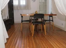 Amplio y luminoso departamento en el corazón de la ciudad