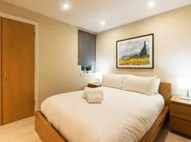 The Van Gogh - Unique 1 bd -Gold Short Term Stays
