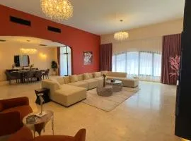 Dream 5BR Villa Escape - Premium Comfort Near Corniche & Abu Dhabi City Center