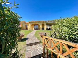 Villa Privata Lux con piscina San Teodoro, hotel a Porto Ottiolu