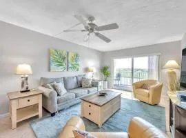 Bayshore Yacht and Tennis Club 616