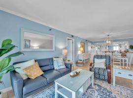 Cozy Coastal Condo with Pool And Stunning Gulf Views, Hotel in Clearwater Beach