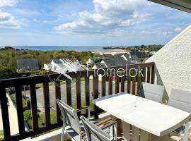 Superbe appartement duplex - Vue mer - Piscine, Hotel in Guidel