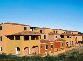 ISA-Apartments with air conditioning in Sos Alinos, hotel em Orosei