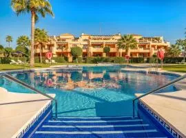 2 Bedroom Stunning Apartment In Casares