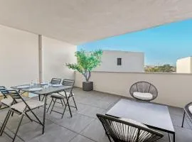 Le Nid Bleu - 3 stars - Terrace and Parking