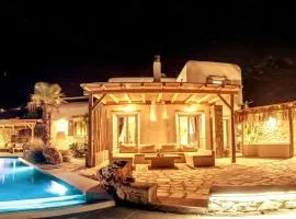 Luxury Villa Delphinus - AllParos Villas