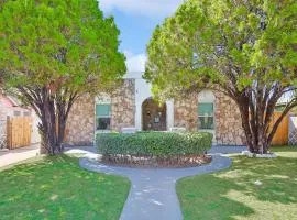 Comfy and Modern Holiday Lofts in FW