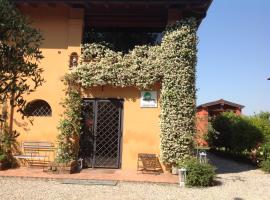 Azienda Agrituristica Santissima Trinità, hotel sa Budrio