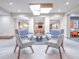 Holiday Inn Express Hotel & Suites Dallas West by IHG, hotel in Dallas