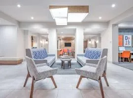 Holiday Inn Express Hotel & Suites Dallas West by IHG