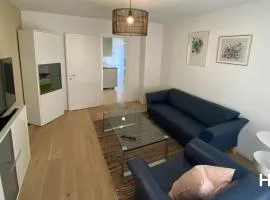 H3 with 3,5 rooms, 2 BR, livingroom and big kitchen, modern and central