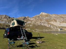 Escape Montenegro Campervan Durmitor, готель у Подгориці