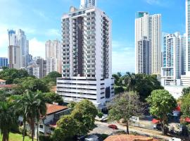 La Cresta by Wynwood House