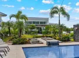 Spacious Condo with Large Pool