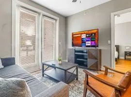 Delightful 1BD 1BA Beautiful Pool in Fort Worth