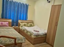 Ashmit' Manor