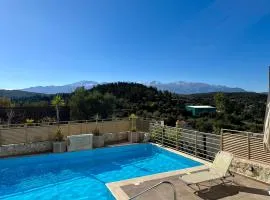 Aegean View Villa, 2-min Drive to Almyrida Beach