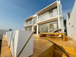 Residence NKAMSAO EBOUMBOU Piscine et Luxe Yaoundé