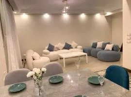 Apartment inside Westown Beverly Hills Compound, Sheikh Zayed رقم هاتف صفر صفر اتنين صفر واحد واحد صفر اتنين اربعه ثلاثه صفر 222