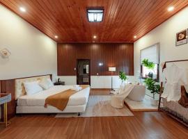 Biệt Thự Đà Lạt Nghỉ Dưỡng Gia Đình, hotel in Trai Mat