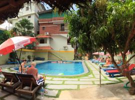 Hotel Thushara, hotel en Kovalam