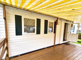 Traum Mobile Home beim Europa-Park mit Wi-Fi und Klimaanlage, villa in Boofzheim