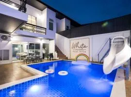 White Chocolate Pool Villa Pattaya