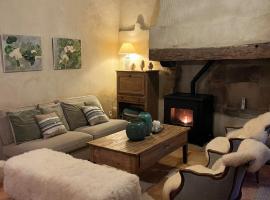 Domaine de La Lipomerie - LA PETITE MAISON – hotel w mieście Gâprée
