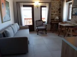 Annousa's House & Studios