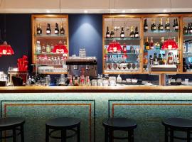 Hotel Calamus - 4 Sterne Superior، فندق مع مسابح في كيهل آم راين