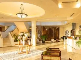 Majestic Cove Hotel - Formerly Le Méridien Fairway