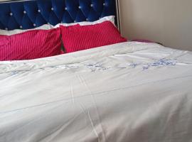 Stays with lisah, hotelli kohteessa Kiambu