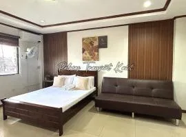 Palmas Transient Kawit
