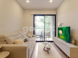 Luxe 2 Bedroom Apt In The Heart Of Villa Morra
