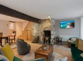 Gallery Lodge Holiday Home - Short Stays UK