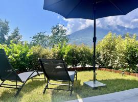 La rocca - private Garden, hotel v destinaci Darfo