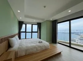 Gold Coast Apartment