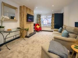 LITTLE COTO Fully Equipped South West Home By STAE-Homes, hotel in Bristol