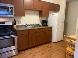 Spacious Updated 1 Bedroom Apartment