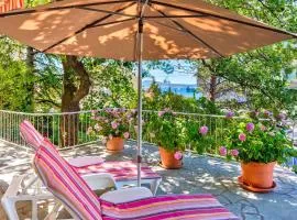 Charmantes Apartment nur 200 Meter zum Strand mit Meerblick, Liegen, Grillbereich