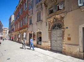 Idyllisches Apartment direkt in der Altstadt von Rovinj, 5 Minuten zum Strand