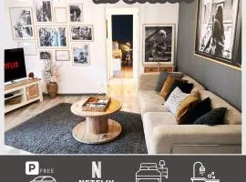 LE COCOON Saint Lô - Appartement privé tout équipé - Haras - Parking gratuit - Entrée autonome - Wifi - Netflix - Baignoire - Lave-linge - Lit Queen Size 160cm & canapé-lit 140cm - Jusqu'à 4 personnes