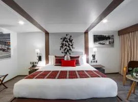 Flow Condesa - Adults Only