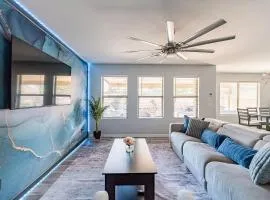 Private 2BR Oasis - 10 Min to Stadium & Pool
