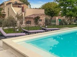 5 Bedroom Cozy Home In Piolenc