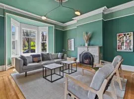 Emerald Victorian Patio 41 Bd Parking