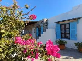 «Astrofeggia» A private stone house Nature-Seaview