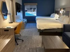 Holiday Inn Express Hotel & Suites Charleston-Southridge by IHG