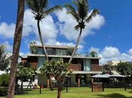 Guarajuba Pé na areia 6 suítes